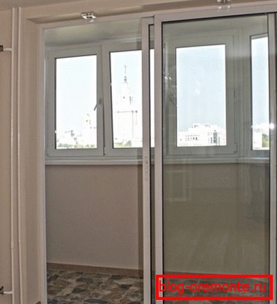 Плъзгаща се балконна врата