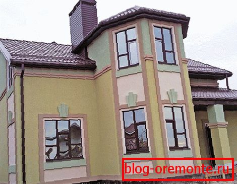 Фасадата може да бъде боядисана в различни цветове