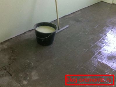 Използването на всички материали на циментова база е най-добре комбинирано с използването на грунд Използването на всички материали на циментова база е най-добре комбинирано с използването на грунд