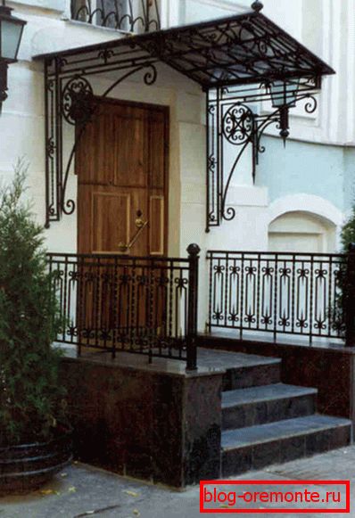 верандата е полукръгла