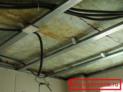 Проводникова инсталация в гофриране Проводникова инсталация в гофриране