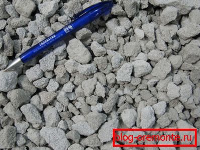 На фото-газобетон за строителни работи На фото-газобетон за строителни работи