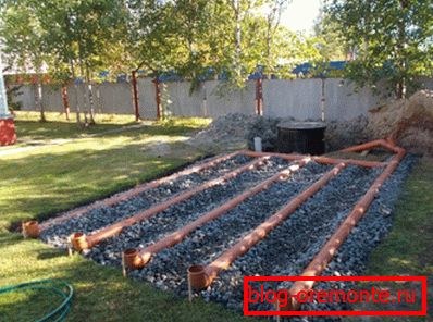 При почви с ниска абсорбция се използва друга структура вместо поле - поле на филтрация.
