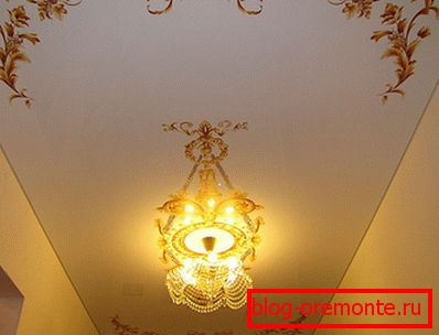 Артистична украса Артистична украса