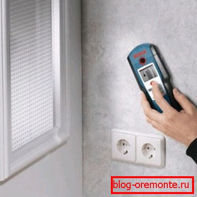 Проверка на наличието на проводници в стената Проверка на наличието на проводници в стената