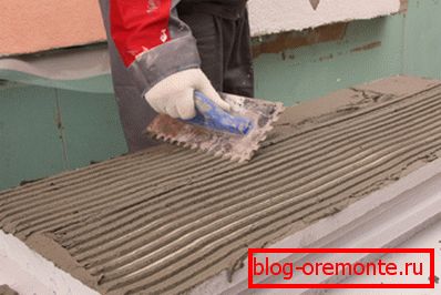 Работете с назъбена мистрия Работете с назъбена мистрия