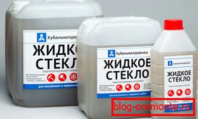 Разтвор на натриев силикат. Разтвор на натриев силикат.