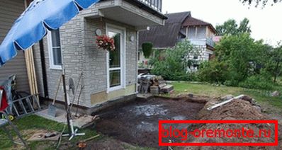 Отстранете грунда под бетонното изливане Отстранете грунда под бетонното изливане