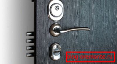 Стоманени врати GOST31173 2003 с декоративна облицовка Стоманени врати GOST31173 2003 с декоративна облицовка