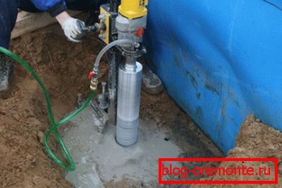 По този начин се извършва метод на пластична деформация. По този начин се извършва метод на пластична деформация.