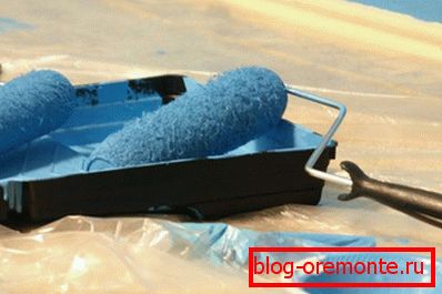 Боя на водна основа