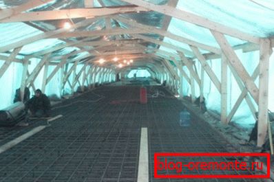 Временното строителство може да бъде изградено от импровизирани средства, което е безспорна заслуга Временното строителство може да бъде изградено от импровизирани средства, което е безспорна заслуга